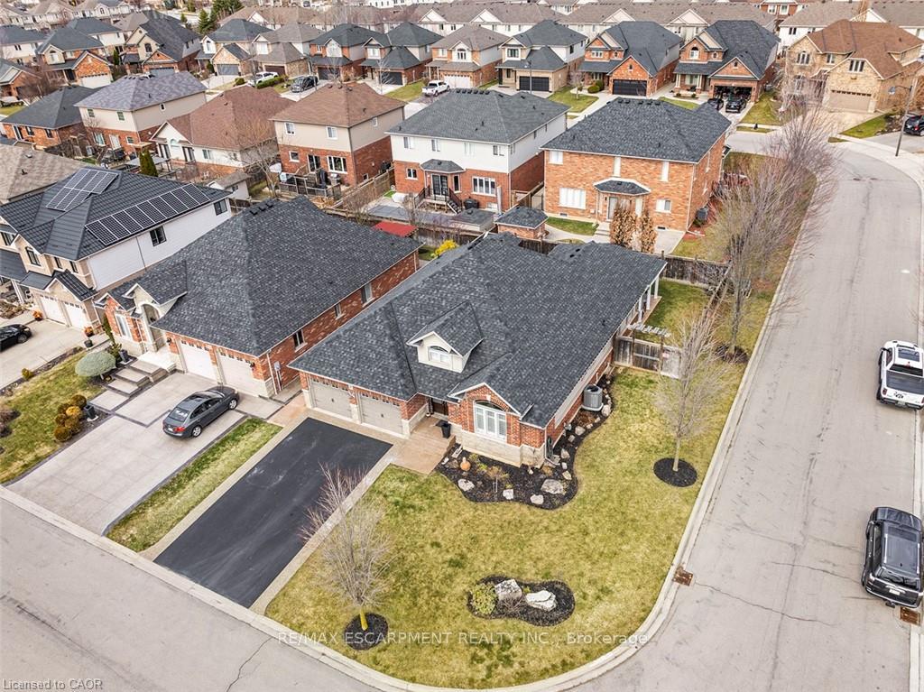 Photo 43 of 27 Carver Drive, Hamilton, Binbrook — HOMEH