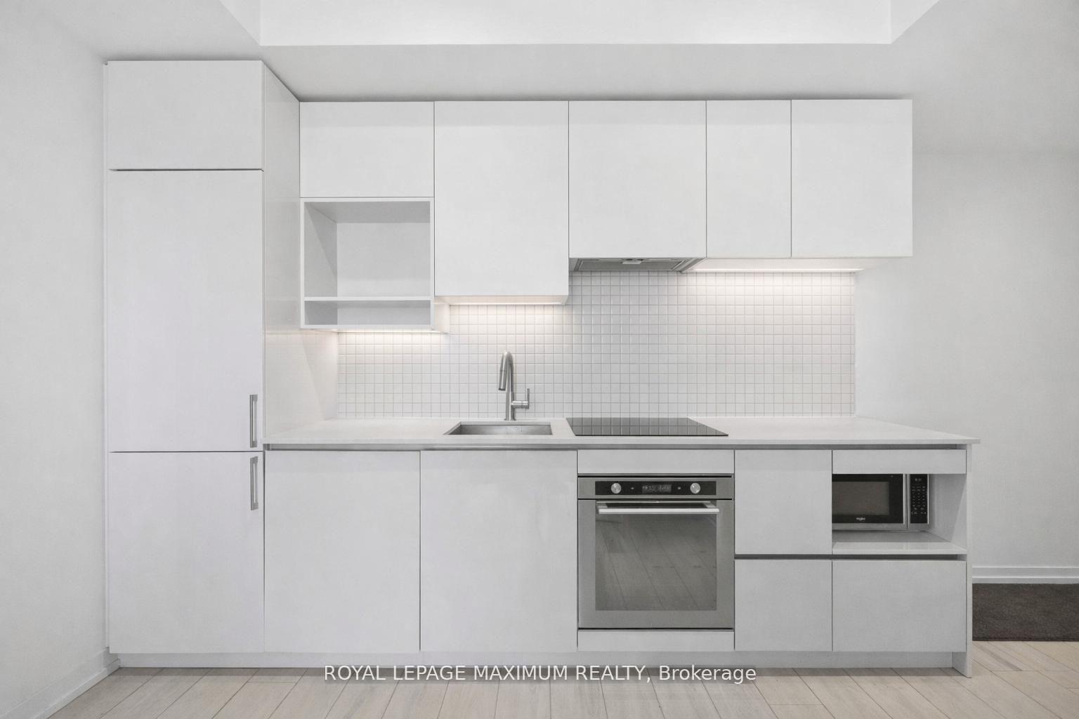 Photo 5 of Unit 5512, 5 Buttermill Avenue, Vaughan, Vaughan Corporate Centre — HOMEH
