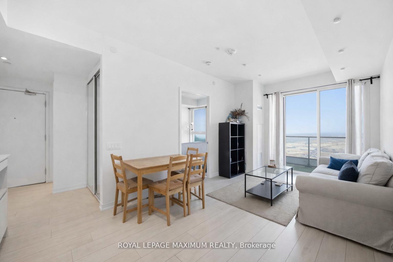 Photo 6 of Unit 5512, 5 Buttermill Avenue, Vaughan, Vaughan Corporate Centre — HOMEH