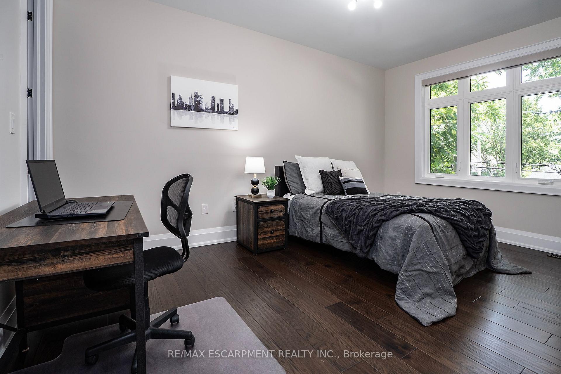 Photo 19 of 71 Lloyminn Avenue, Hamilton, Ancaster — HOMEH