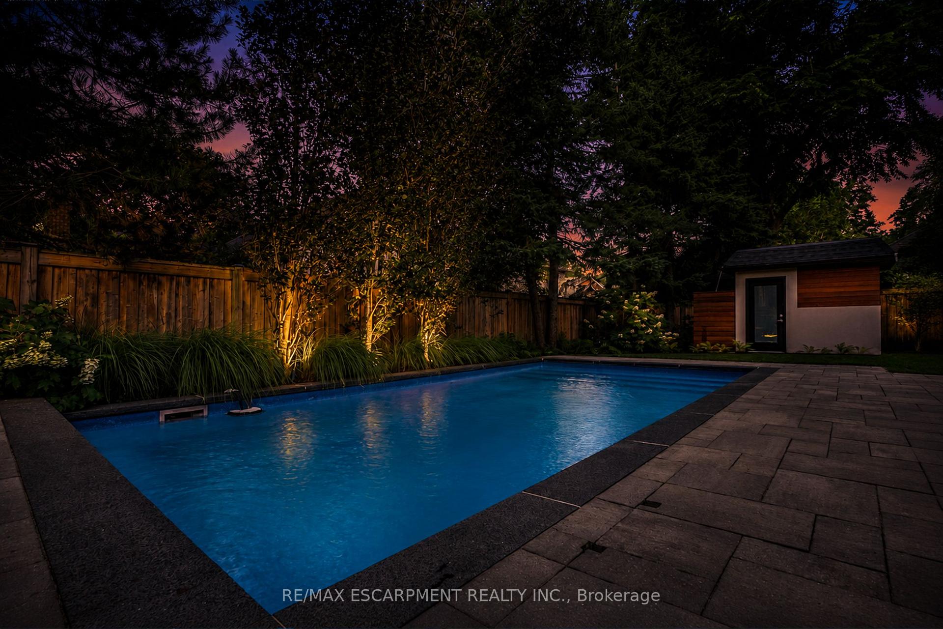 Photo 35 of 71 Lloyminn Avenue, Hamilton, Ancaster — HOMEH