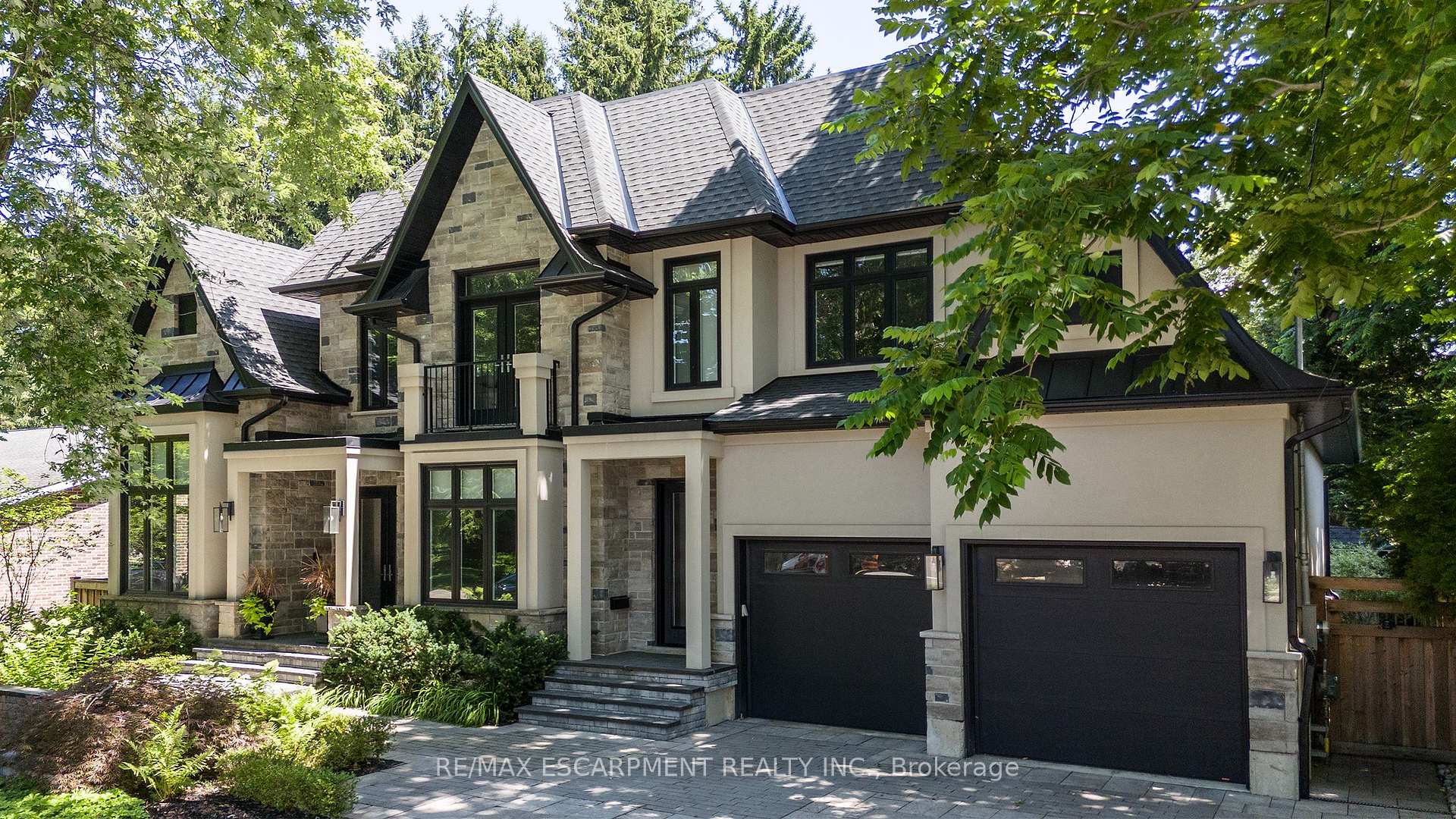 Photo 39 of 71 Lloyminn Avenue, Hamilton, Ancaster — HOMEH