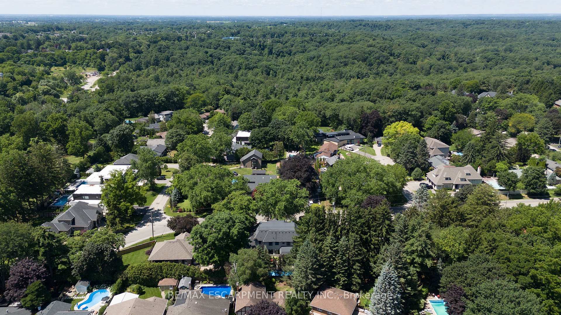 Photo 40 of 71 Lloyminn Avenue, Hamilton, Ancaster — HOMEH