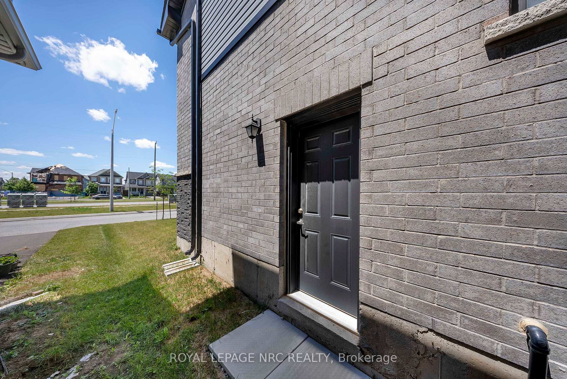 Photo 43 of 66 Sunflower Crescent, Thorold, Hurricane/Merrittville — HOMEH