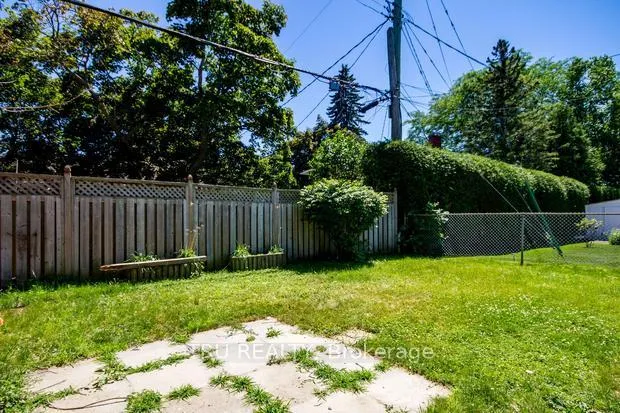 Photo 30 of Unit A, 2428 Iris Street, Ottawa, Parkway Park — HOMEH
