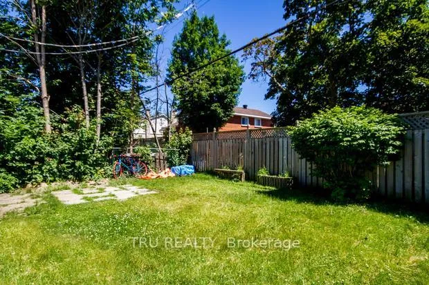 Photo 31 of Unit A, 2428 Iris Street, Ottawa, Parkway Park — HOMEH