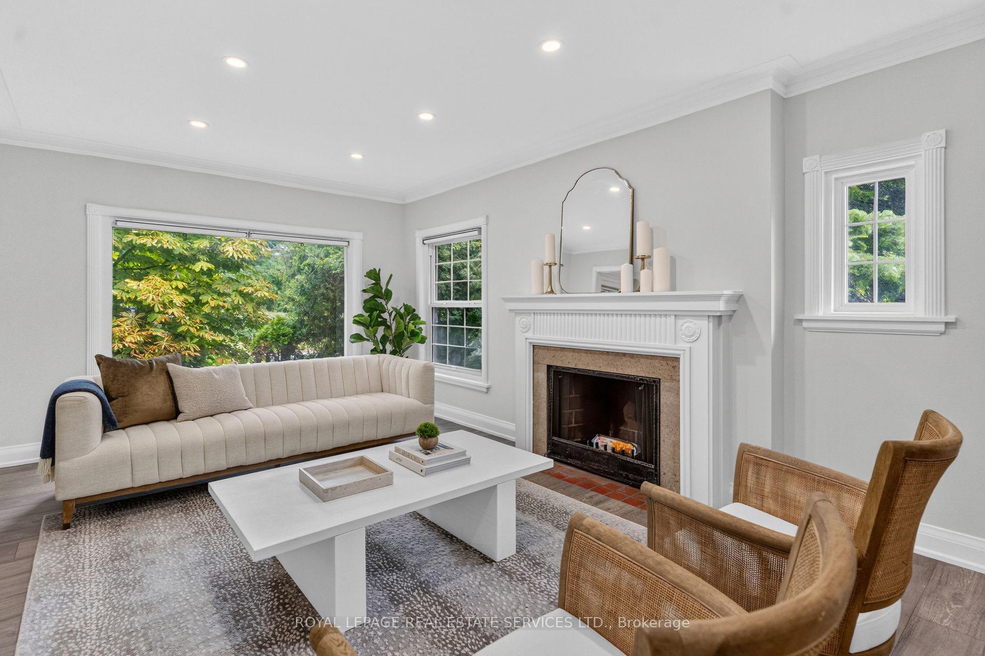 Photo 6 of 2 Glenroy Avenue, Etobicoke, Stonegate-Queensway — HOMEH
