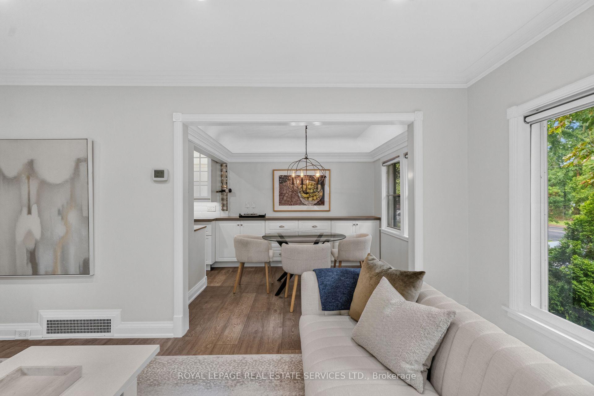 Photo 8 of 2 Glenroy Avenue, Etobicoke, Stonegate-Queensway — HOMEH