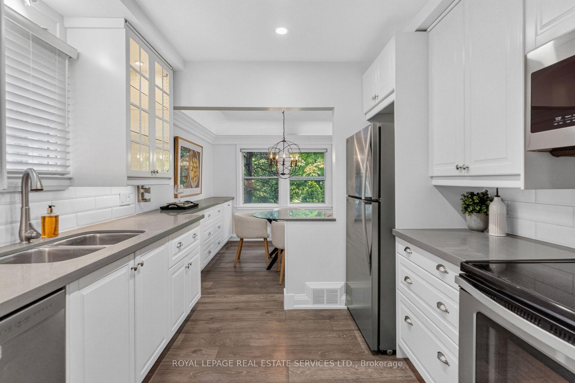 Photo 14 of 2 Glenroy Avenue, Etobicoke, Stonegate-Queensway — HOMEH