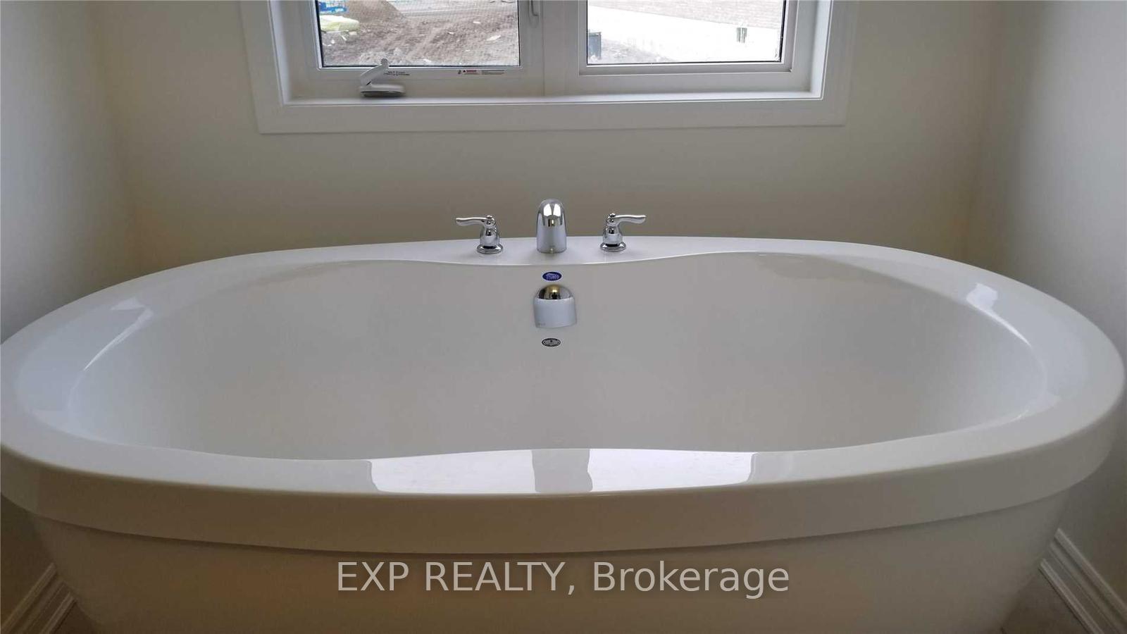 Photo 33 of 288 Ridge Road, Cambridge, Silver Heights — HOMEH