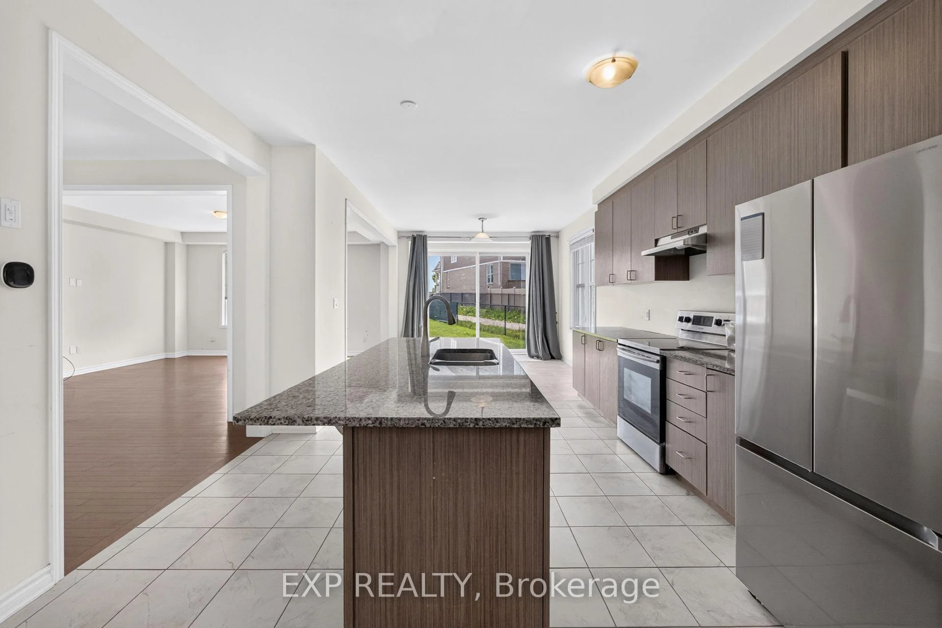 Photo 10 of 288 Ridge Road, Cambridge, Silver Heights — HOMEH