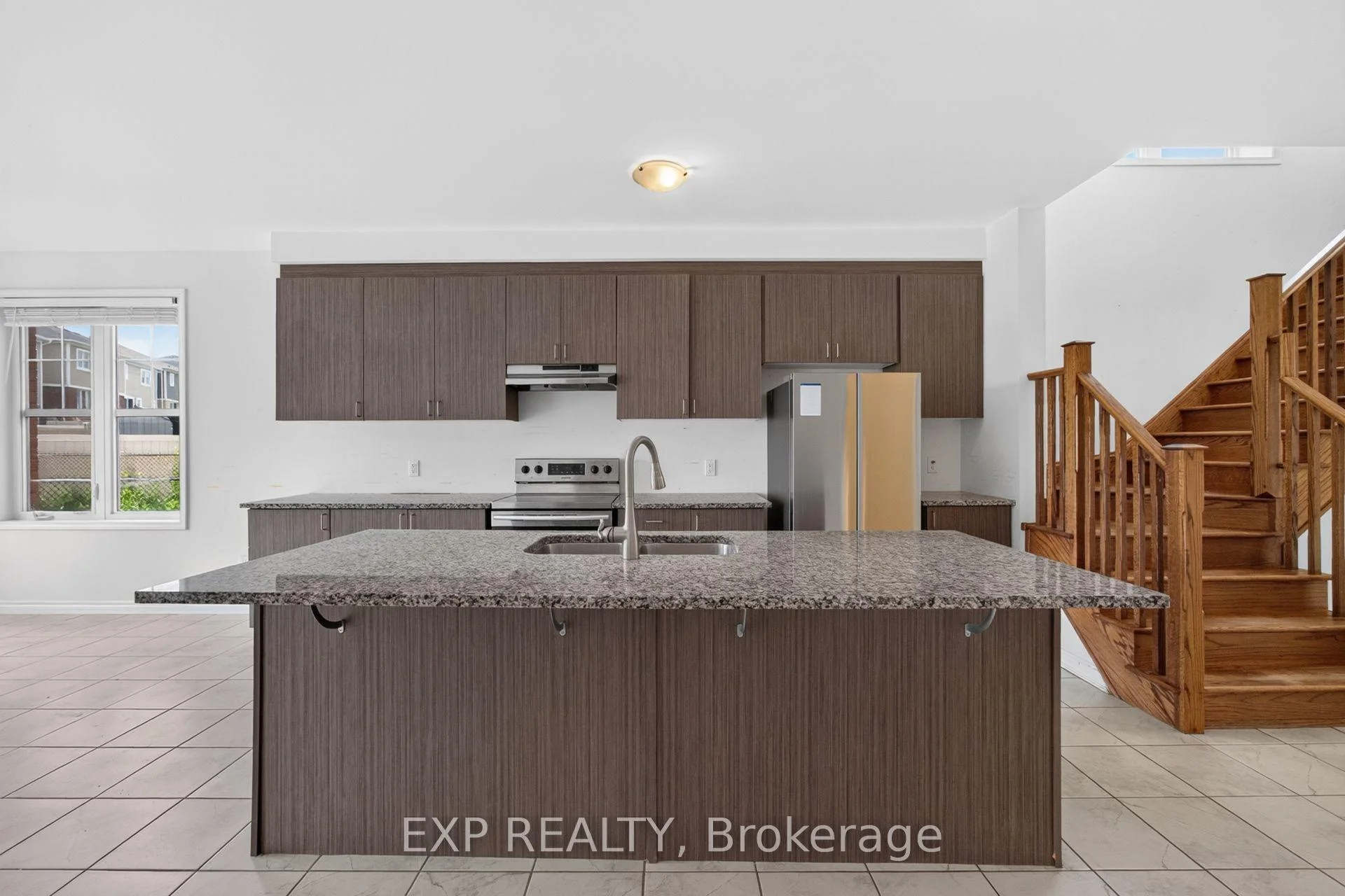 Photo 12 of 288 Ridge Road, Cambridge, Silver Heights — HOMEH
