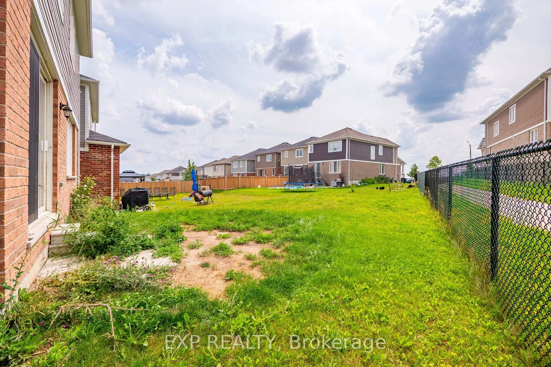 Photo 56 of 288 Ridge Road, Cambridge, Silver Heights — HOMEH