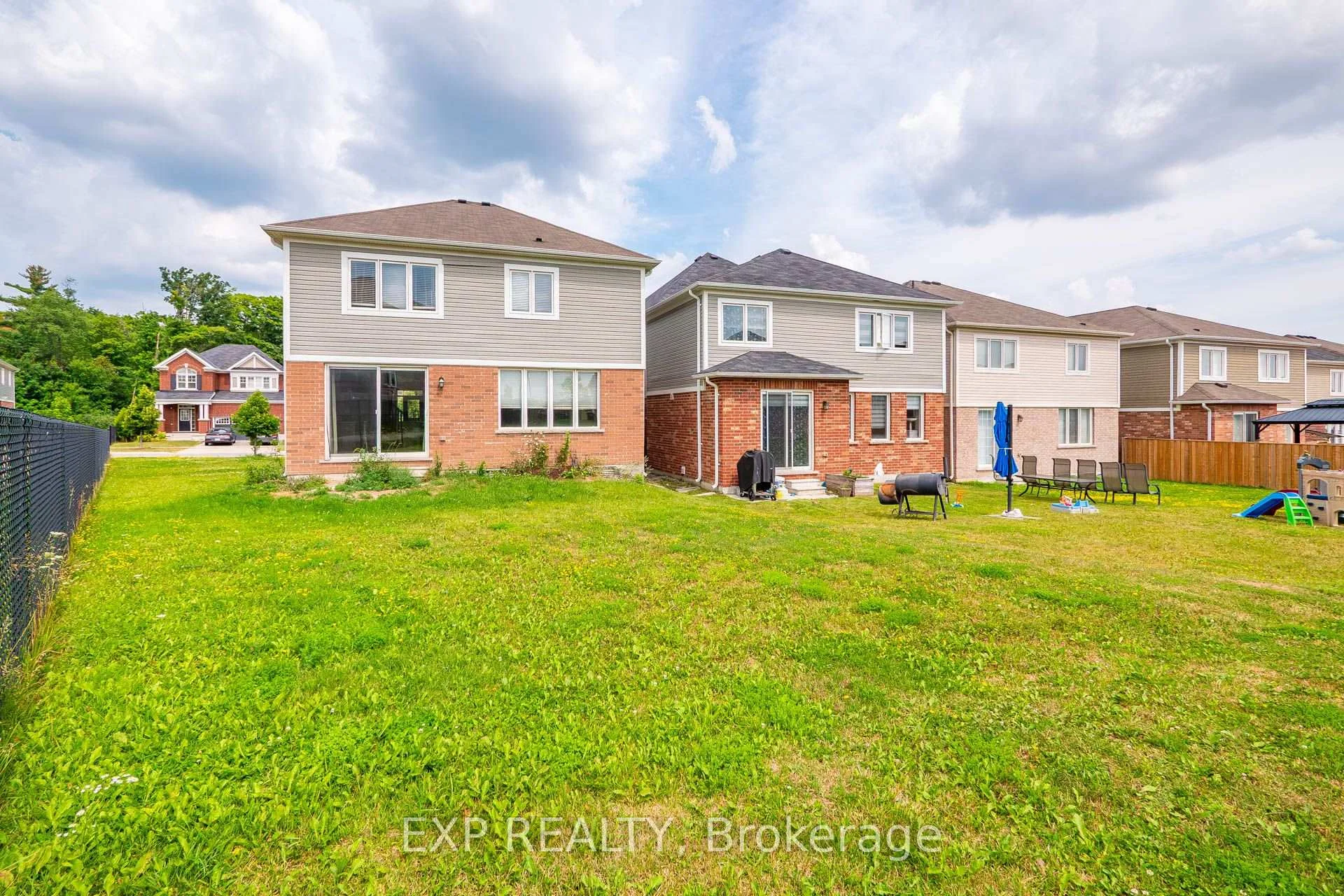 Photo 57 of 288 Ridge Road, Cambridge, Silver Heights — HOMEH