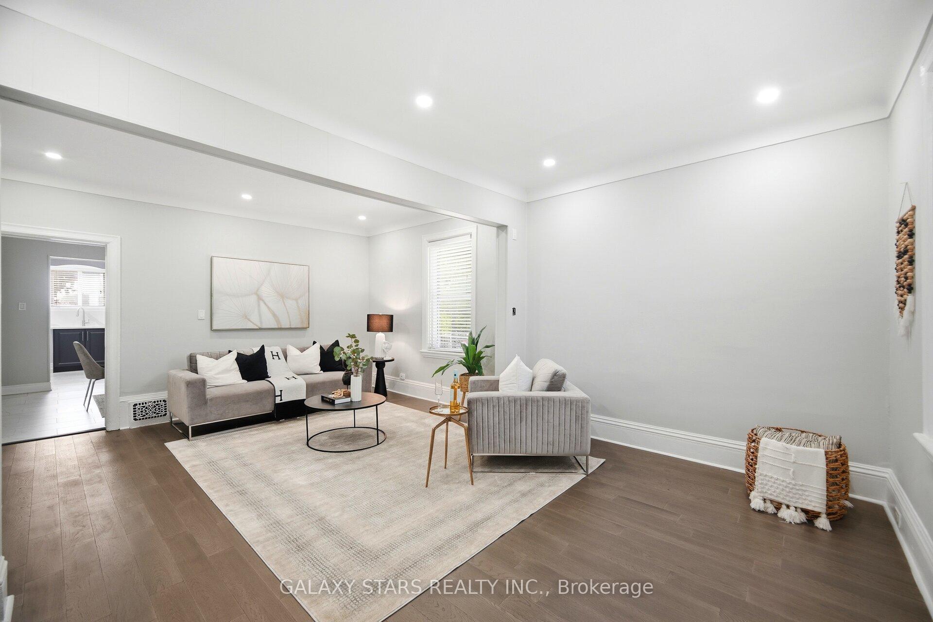 Photo 12 of 61 Paradise Road S, Hamilton, Westdale — HOMEH