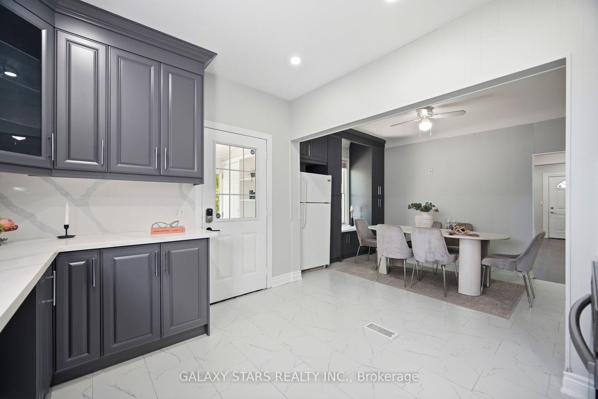 Photo 22 of 61 Paradise Road S, Hamilton, Westdale — HOMEH