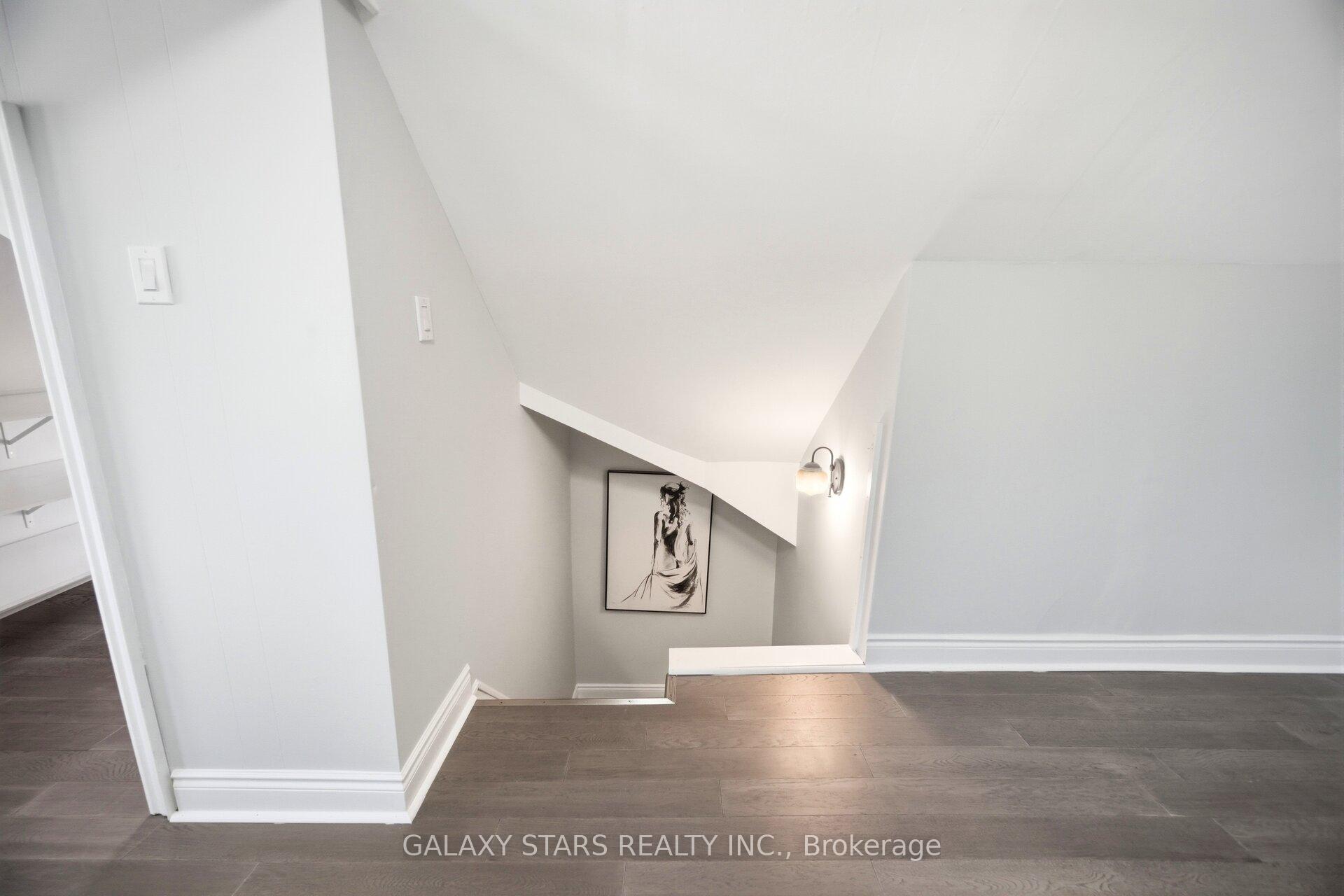 Photo 30 of 61 Paradise Road S, Hamilton, Westdale — HOMEH