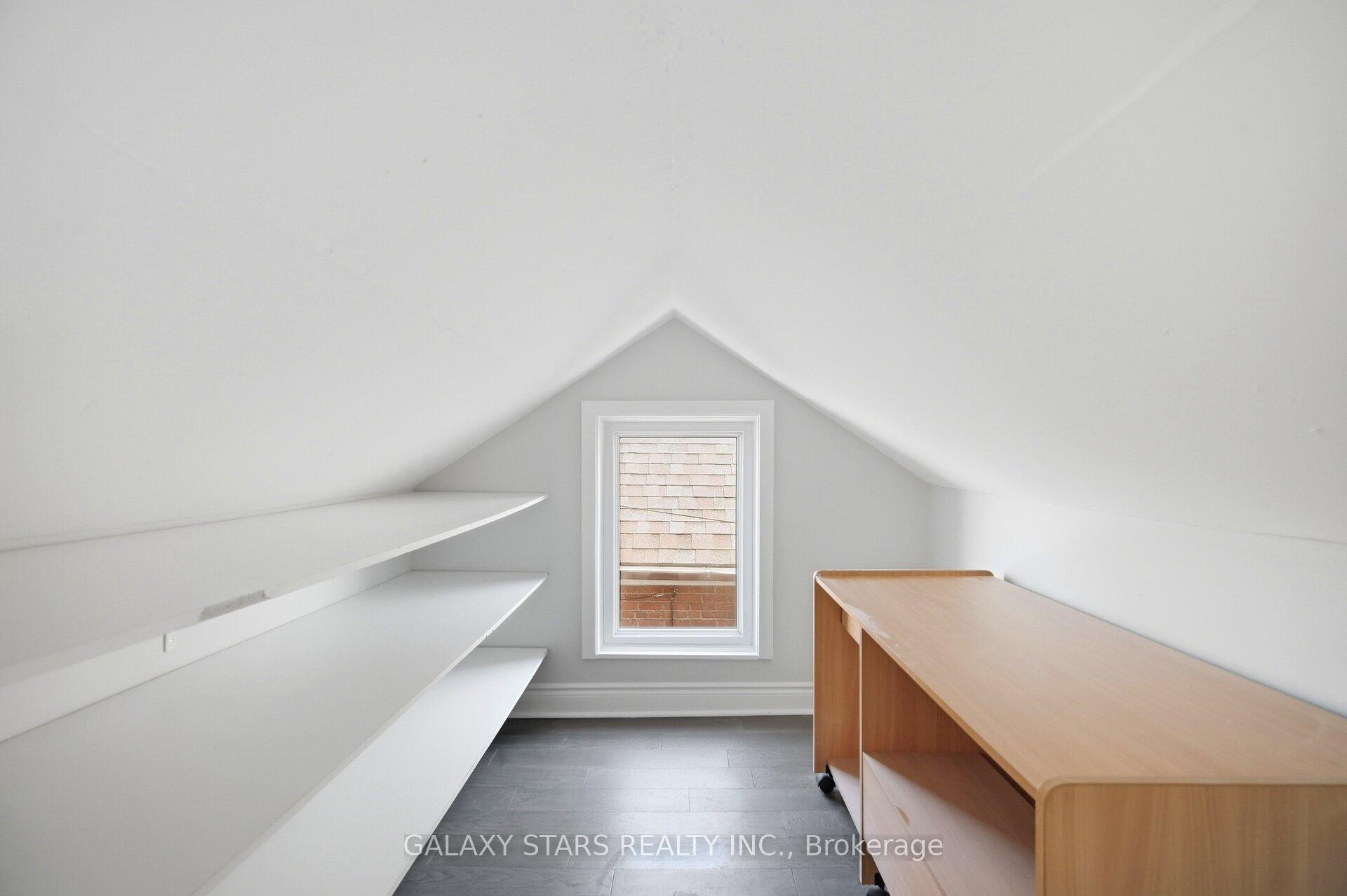 Photo 36 of 61 Paradise Road S, Hamilton, Westdale — HOMEH