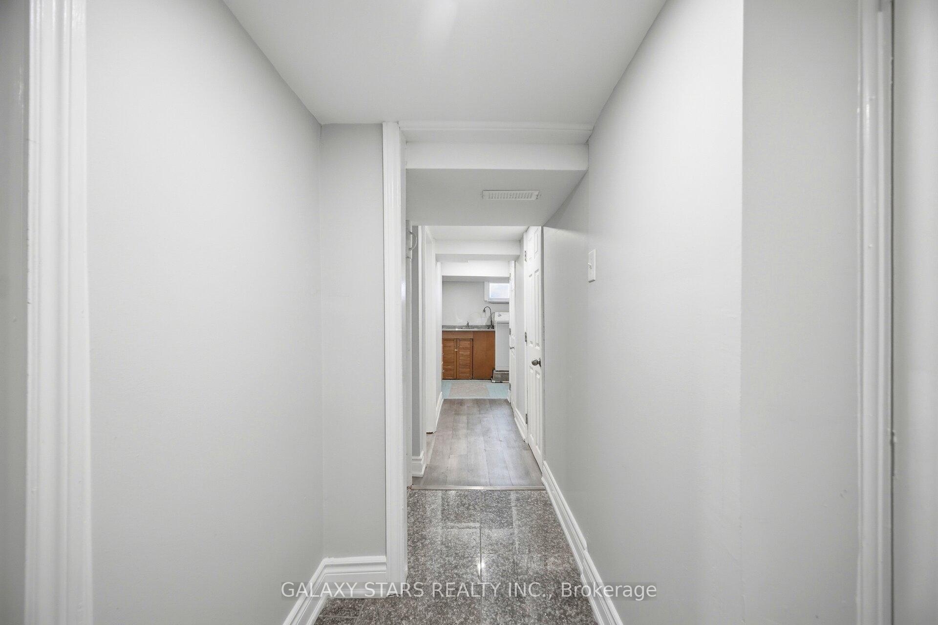 Photo 42 of 61 Paradise Road S, Hamilton, Westdale — HOMEH