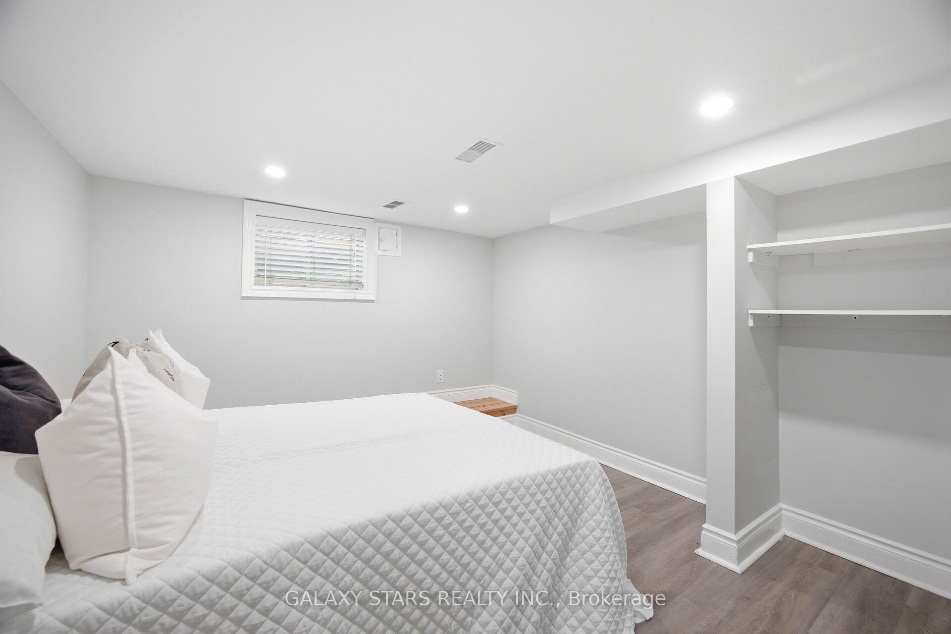 Photo 43 of 61 Paradise Road S, Hamilton, Westdale — HOMEH