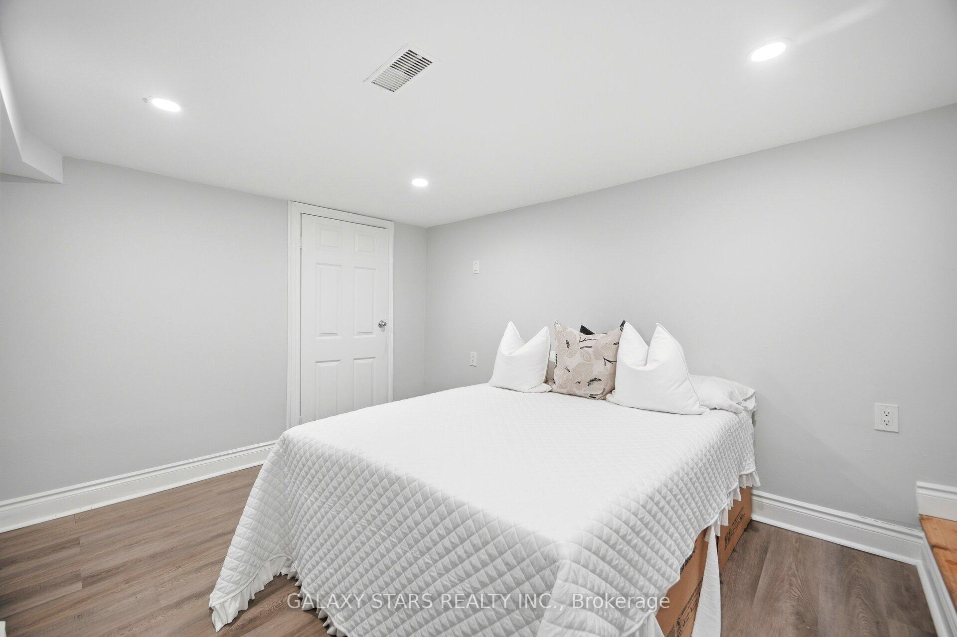Photo 44 of 61 Paradise Road S, Hamilton, Westdale — HOMEH
