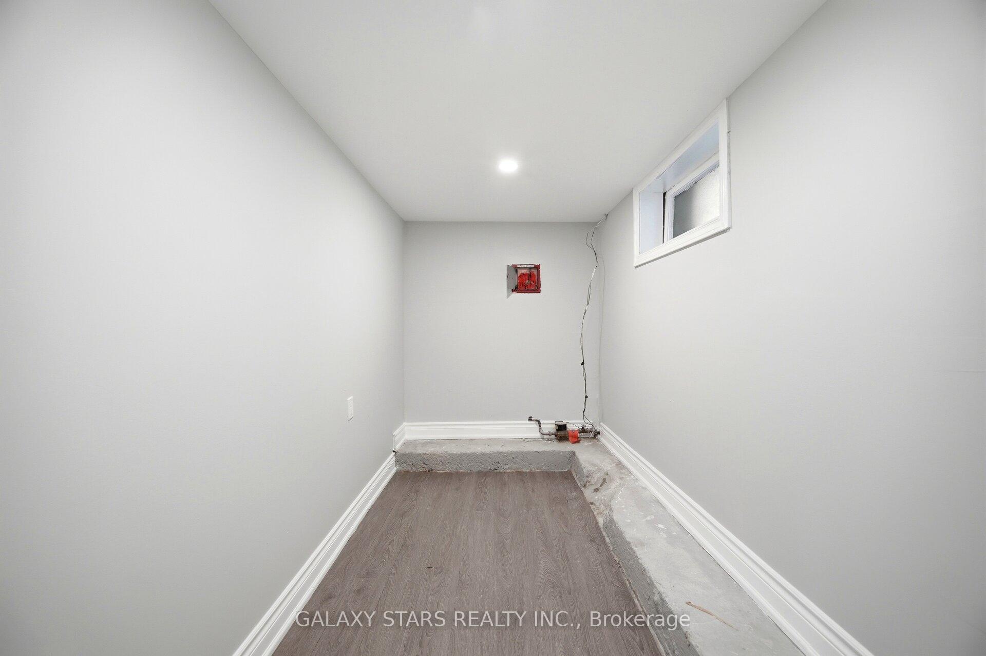 Photo 50 of 61 Paradise Road S, Hamilton, Westdale — HOMEH