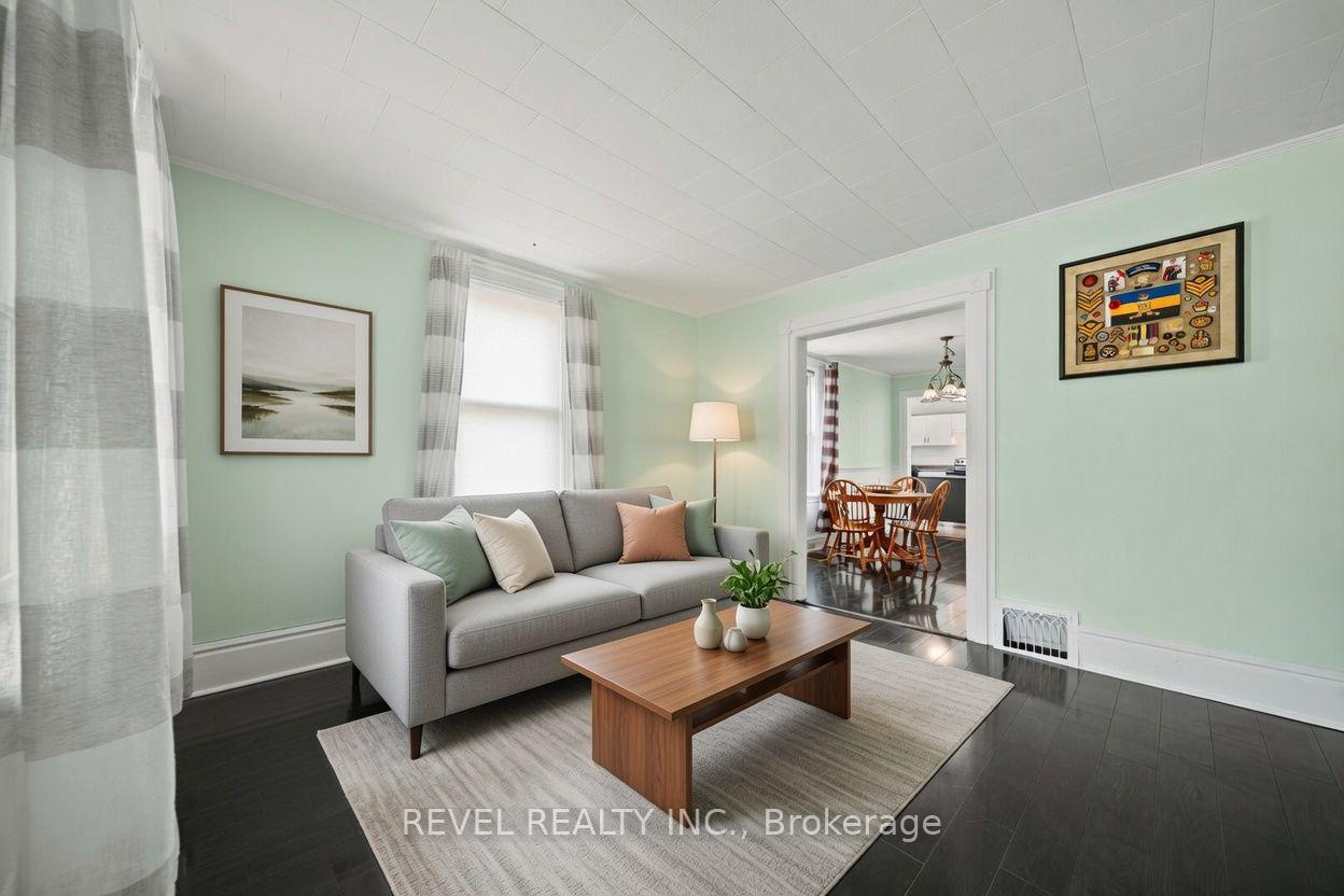 Photo 5 of 7 Maple Street, St. Thomas — HOMEH