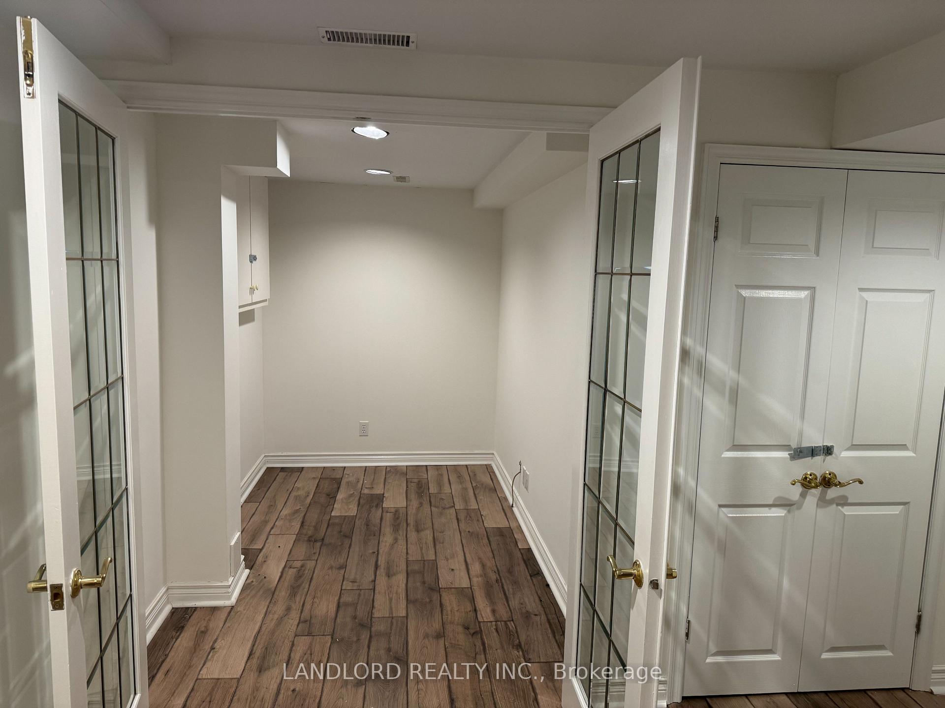 Photo 28 of 19 Vanessa Road, Markham, Markville — HOMEH