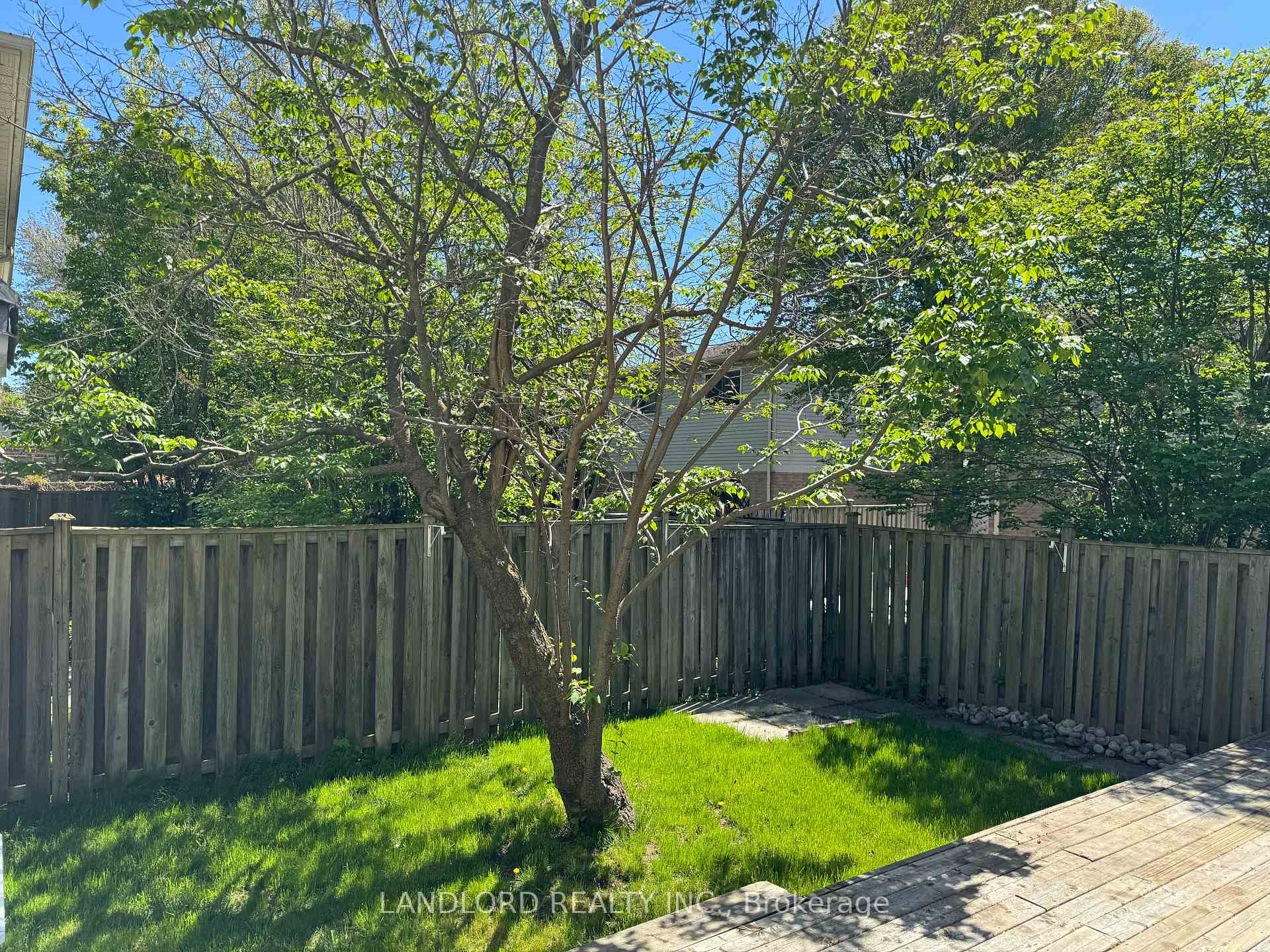 Photo 35 of 19 Vanessa Road, Markham, Markville — HOMEH