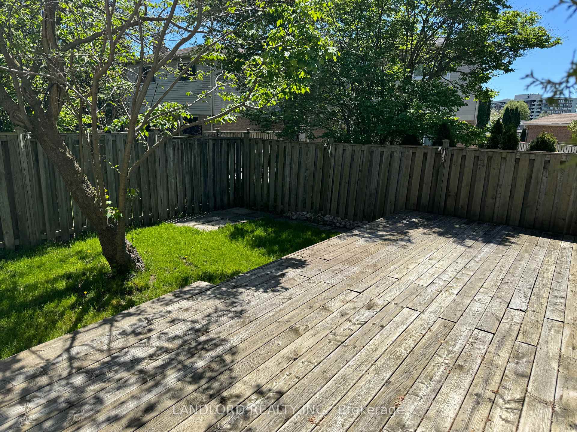 Photo 36 of 19 Vanessa Road, Markham, Markville — HOMEH