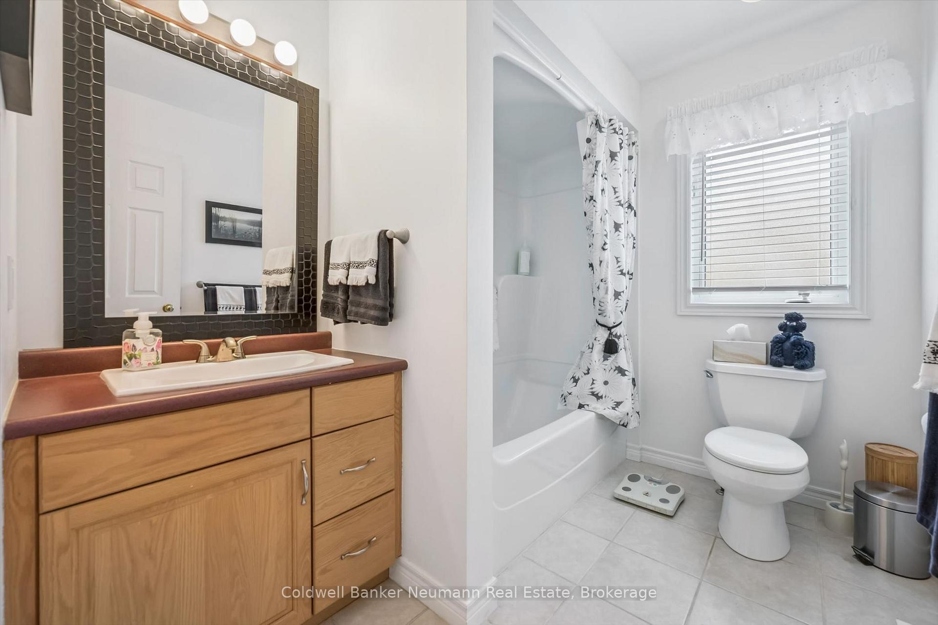 Photo 17 of 375 Gordon Street, Centre Wellington, Fergus — HOMEH