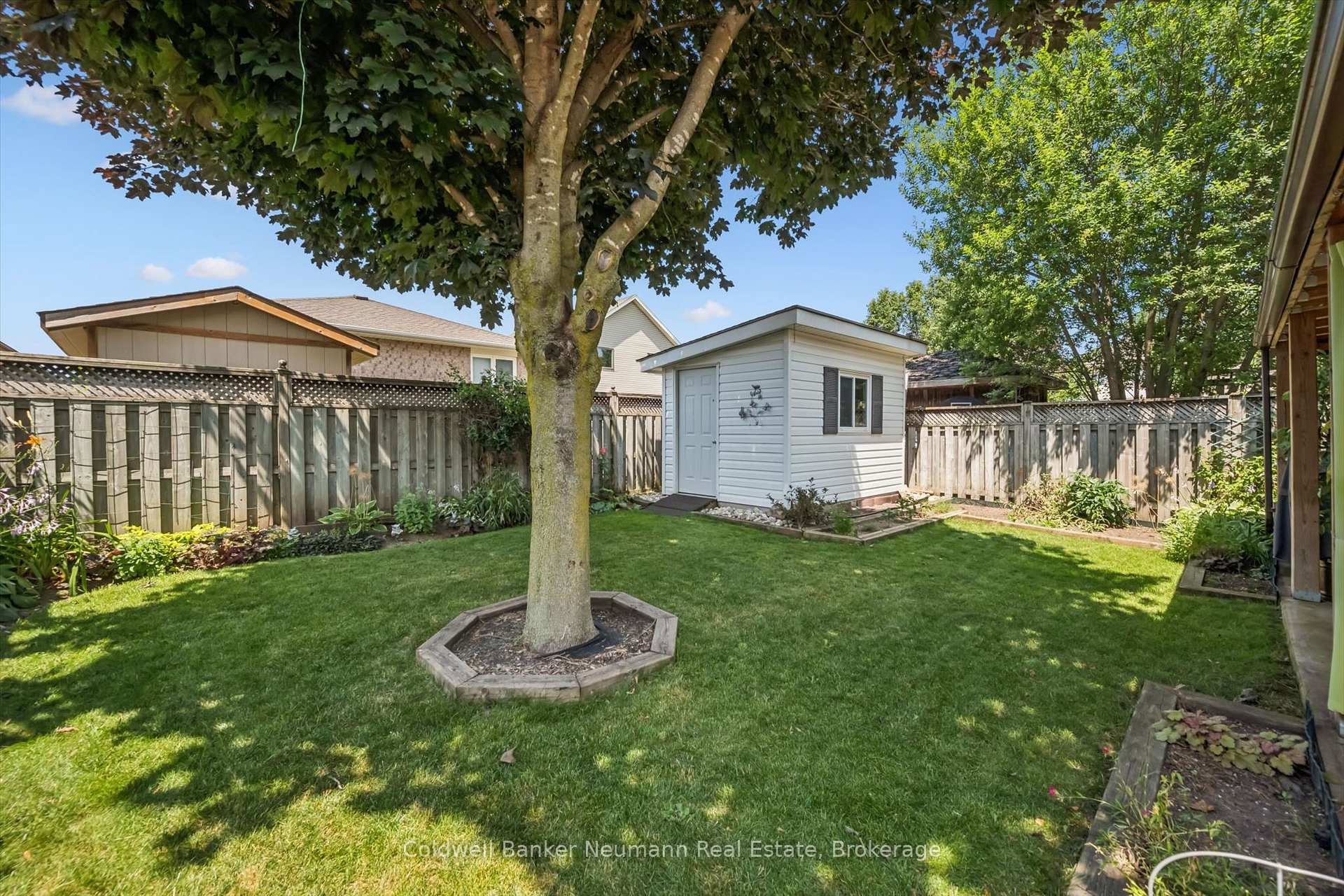 Photo 32 of 375 Gordon Street, Centre Wellington, Fergus — HOMEH