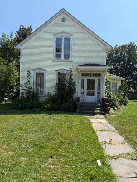 Photo 1 of 98 Trafalgar Street, Goderich, Goderich (Town) — HOMEH