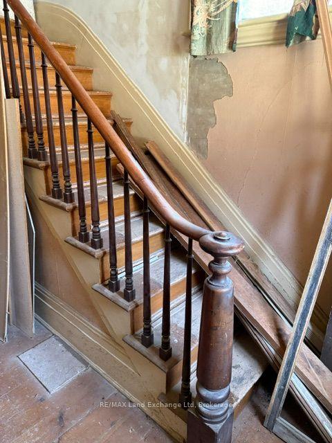 Photo 11 of 98 Trafalgar Street, Goderich, Goderich (Town) — HOMEH