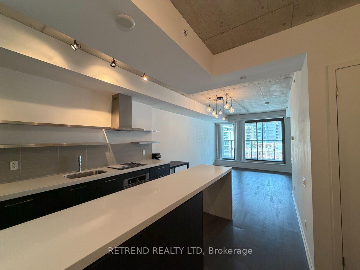 Photo 4 of Unit 610, 560 King Street W, Toronto, Waterfront Communities — HOMEH