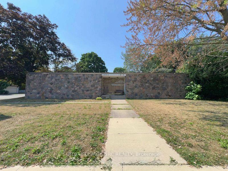 Photo of 4213/4207 4213/4207 Drummond Road
