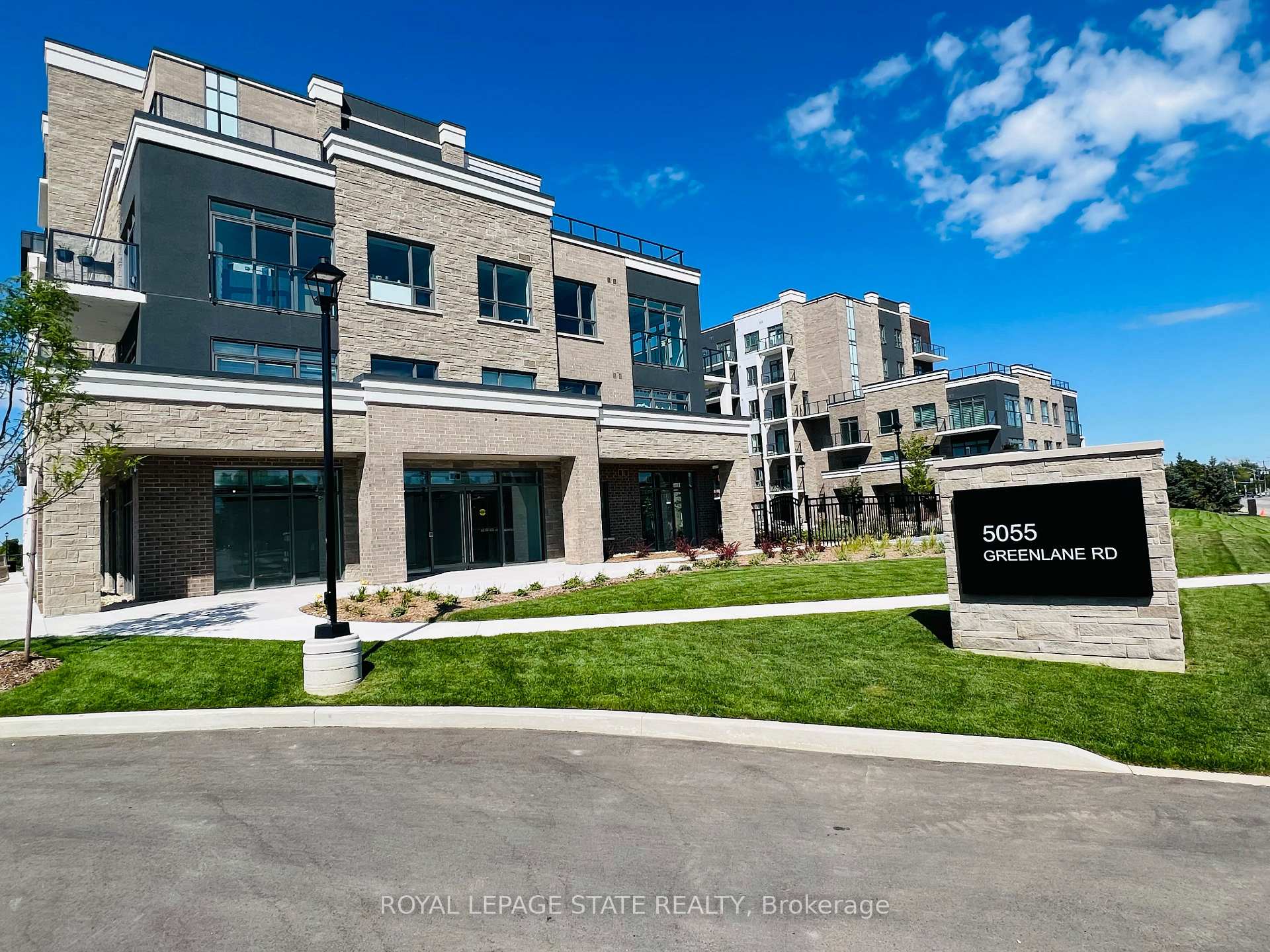 Front of Unit 403, 5055 Greenlane Road