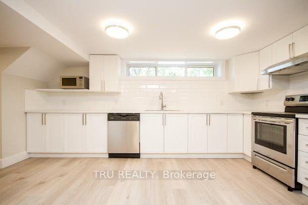 Photo 8 of Unit B, 2430 Iris Street, Ottawa, Parkway Park — HOMEH