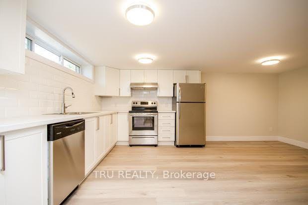 Photo 10 of Unit B, 2430 Iris Street, Ottawa, Parkway Park — HOMEH