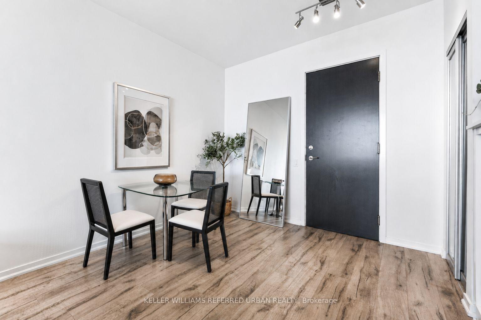 Photo 15 of Unit PH3513, 105 The Queensway, Toronto, High Park-Swansea — HOMEH