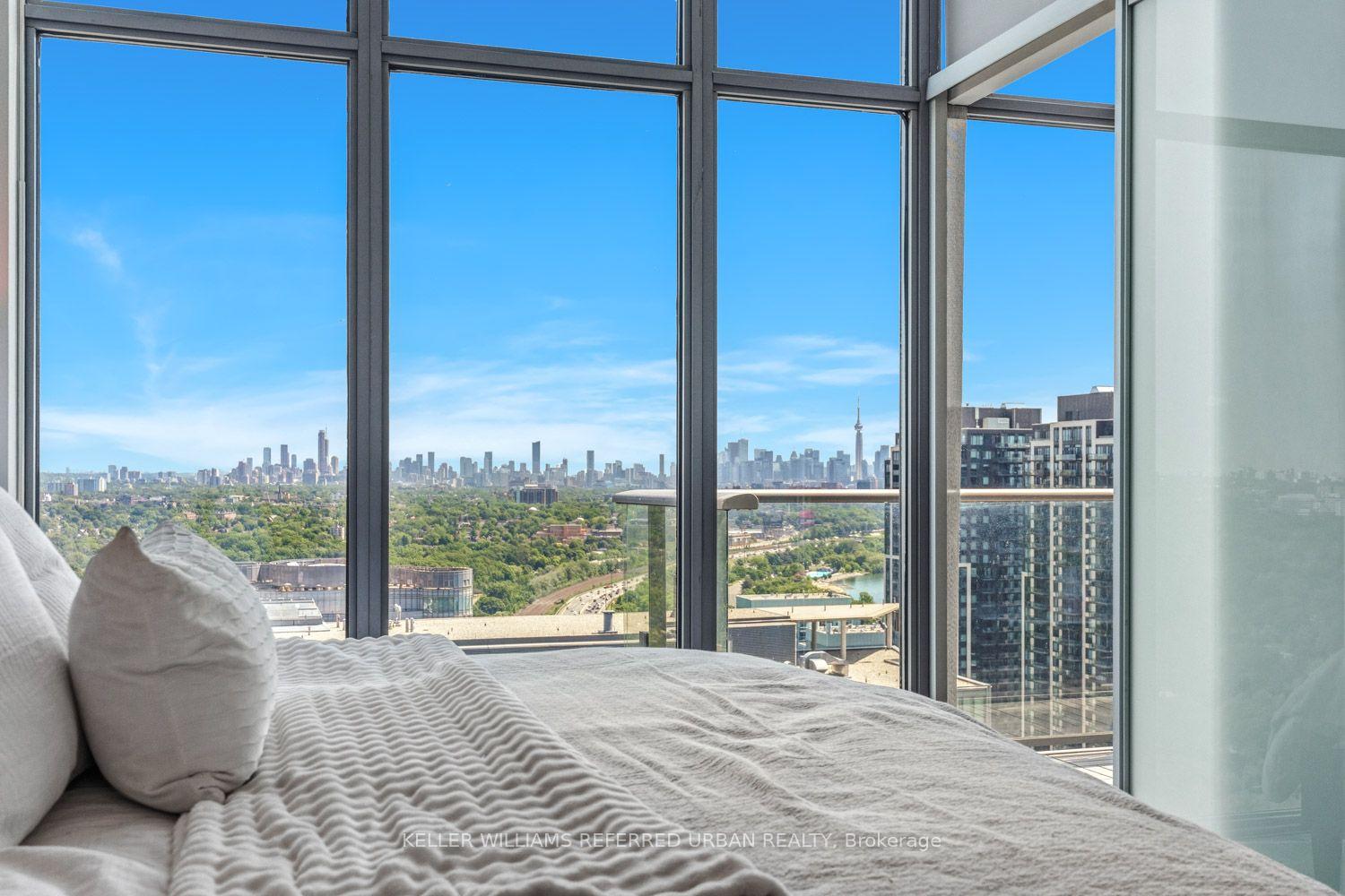 Photo 19 of Unit PH3513, 105 The Queensway, Toronto, High Park-Swansea — HOMEH