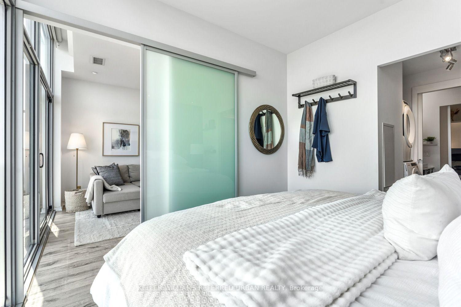 Photo 21 of Unit PH3513, 105 The Queensway, Toronto, High Park-Swansea — HOMEH