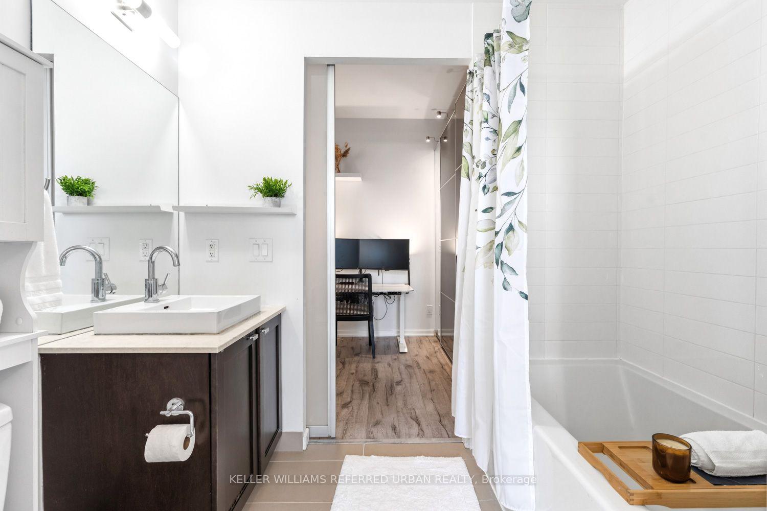 Photo 23 of Unit PH3513, 105 The Queensway, Toronto, High Park-Swansea — HOMEH