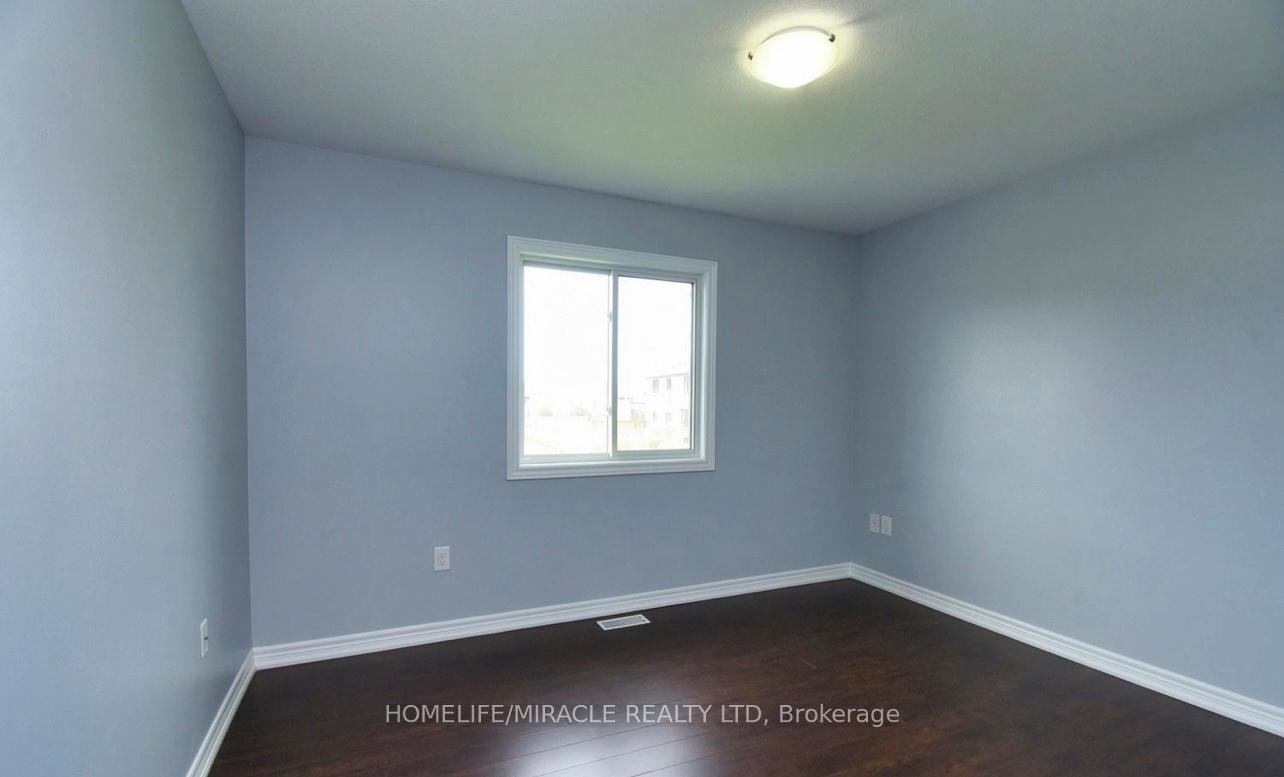 Photo 5 of Unit Upper, 7733 Oldfield Road, Niagara Falls, Oldfield — HOMEH
