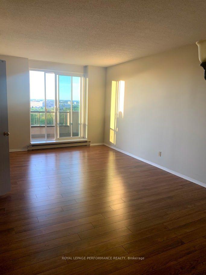 Photo 3 of Unit 1602, 1705 Playfair Dr., Ottawa, Playfair Park — HOMEH