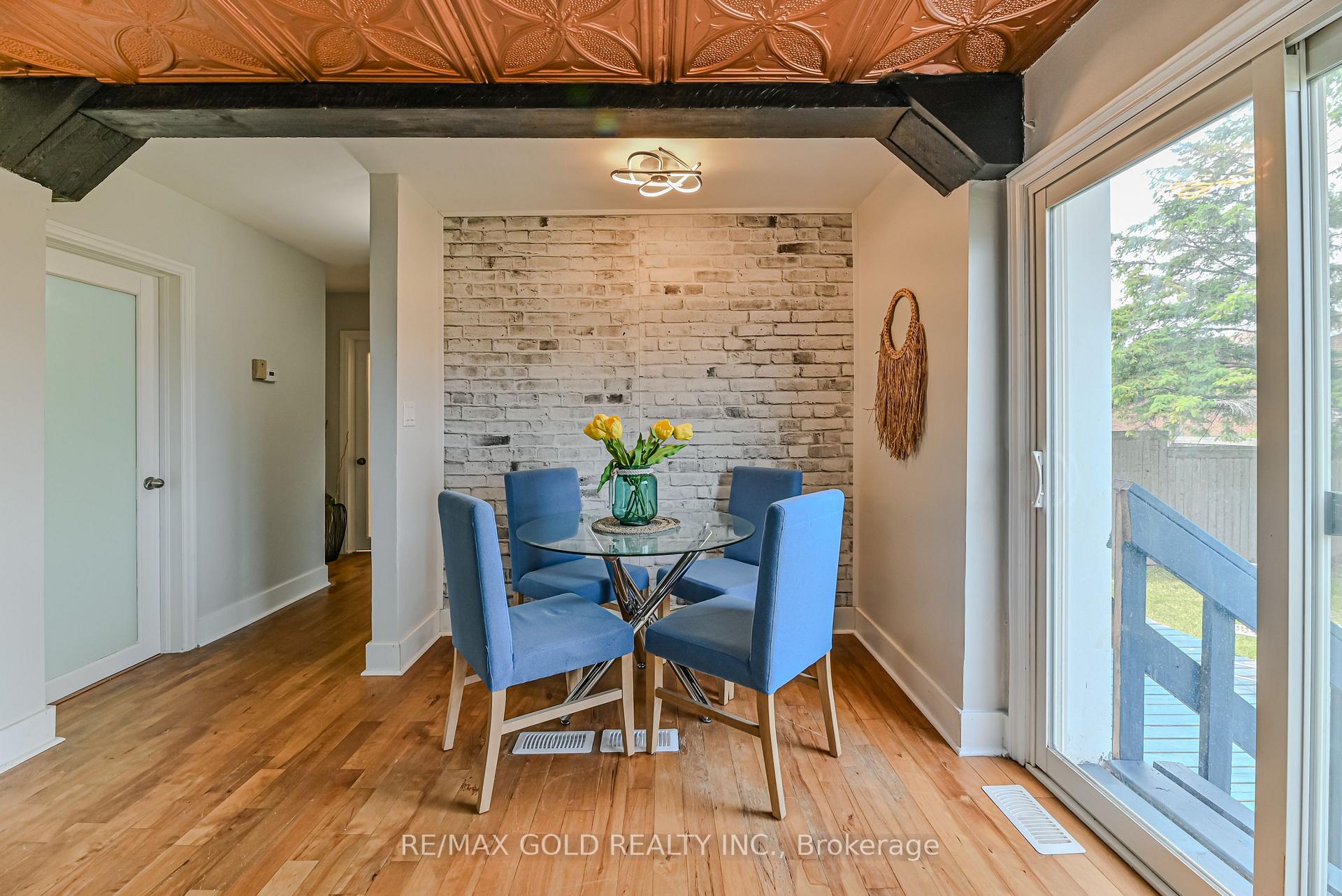 Photo 10 of 3 Myrtle Avenue S, St. Catharines, Carlton/Bunting — HOMEH