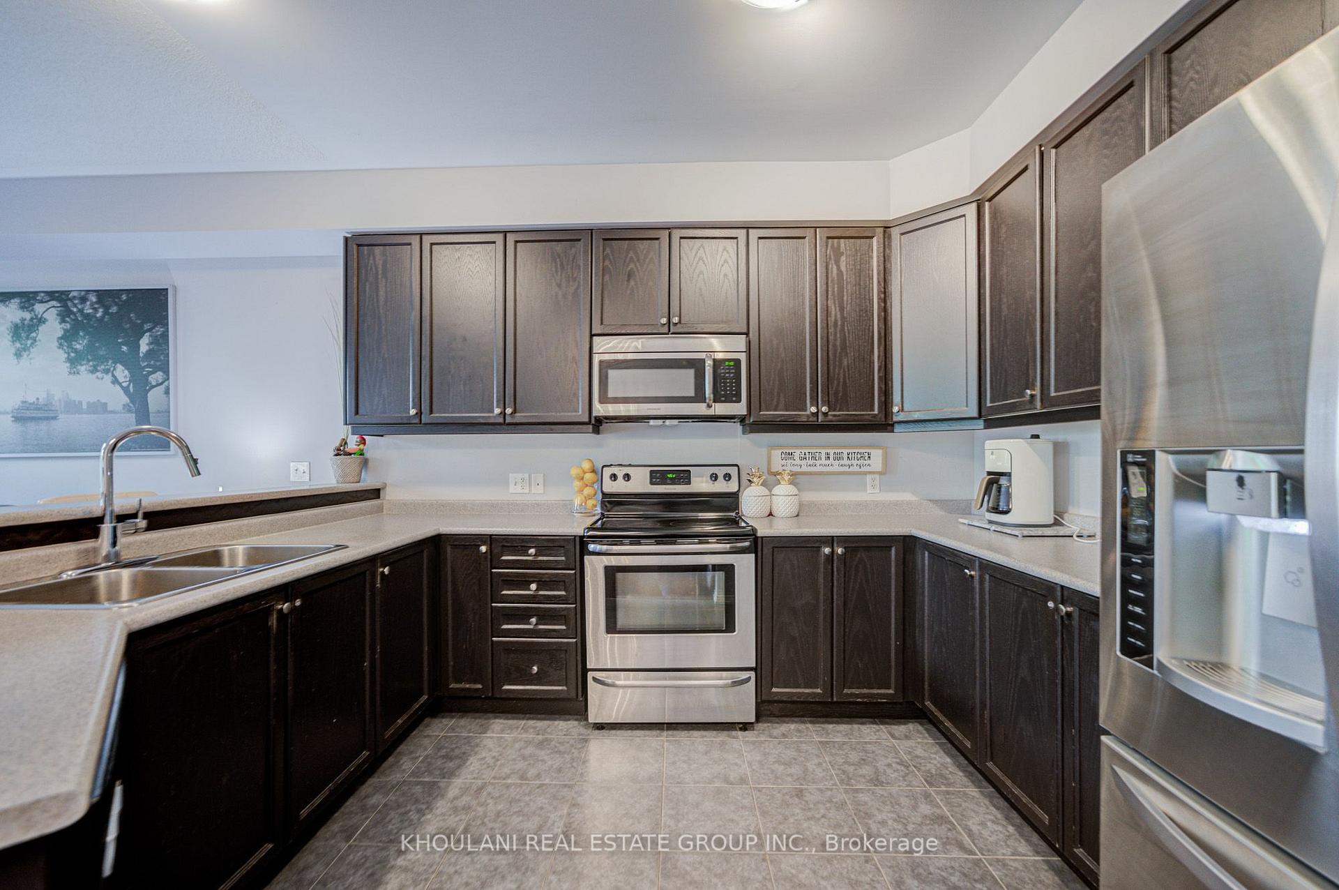 Photo 10 of Unit 81, 651 Farmstead Drive, Milton, Willmott — HOMEH