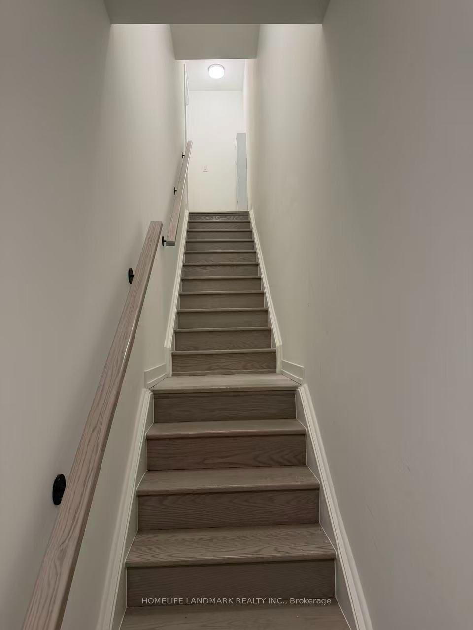 Photo 3 of Unit G-201, 10 Walder Lane, Richmond Hill, Rural Richmond Hill — HOMEH