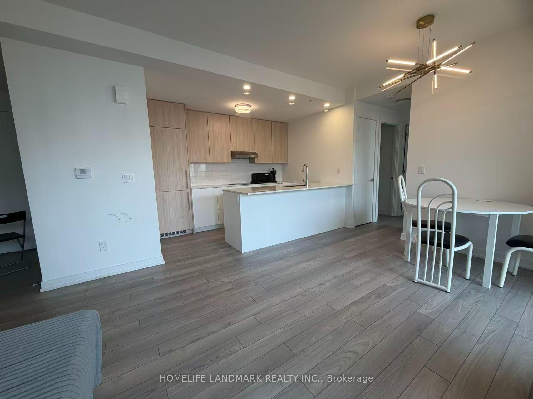 Photo 4 of Unit G-201, 10 Walder Lane, Richmond Hill, Rural Richmond Hill — HOMEH