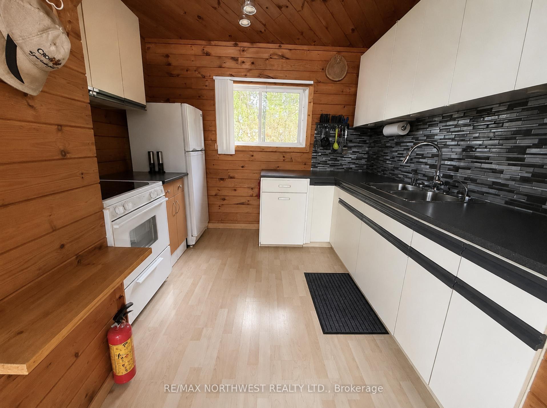Photo 9 of LOT 1 Queer Island, Kenora, Keewatin — HOMEH